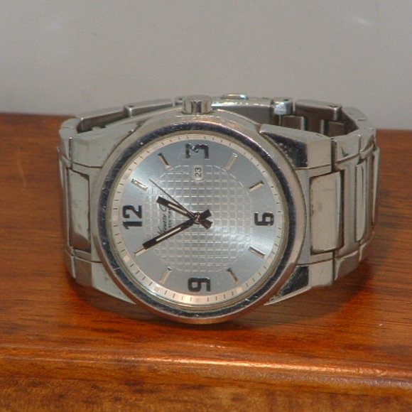 Pre-Owned Men’s Silver Kenneth Cole KC-3574 Analog Date Watch - Picture 1 of 6